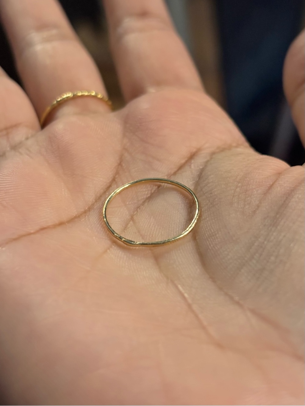 SIRCIAM 14K DAINTY HAMMERED RING